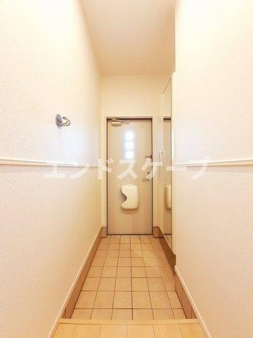 ブライト・アンジュの玄関|高崎、前橋のお部屋探しはエンドスケープまで！お客様の理想お聞かせ下さい♪