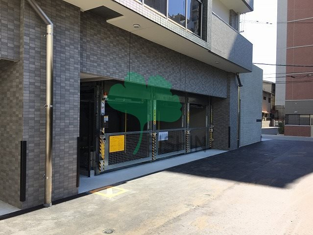 ネストピア博多駅ステージの駐車場