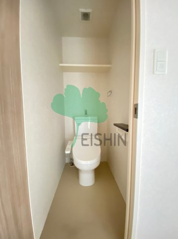 ネストピア博多駅ステージのトイレ|清潔感のあるトイレです。