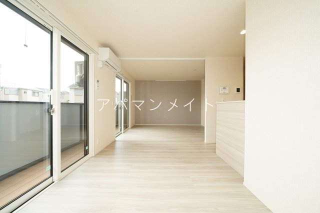 【居間・リビング】 | RUF | 居間です
