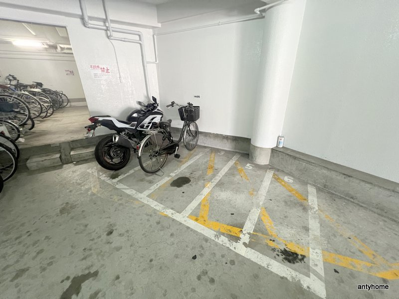 モリビル京橋　仲介手数料無料の駐車場