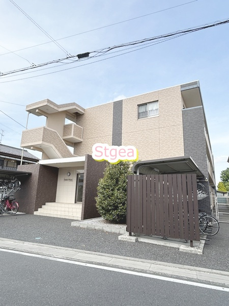 カメリア本町の外観