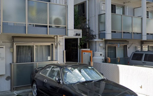 アルヴィータ舞浜 の玄関