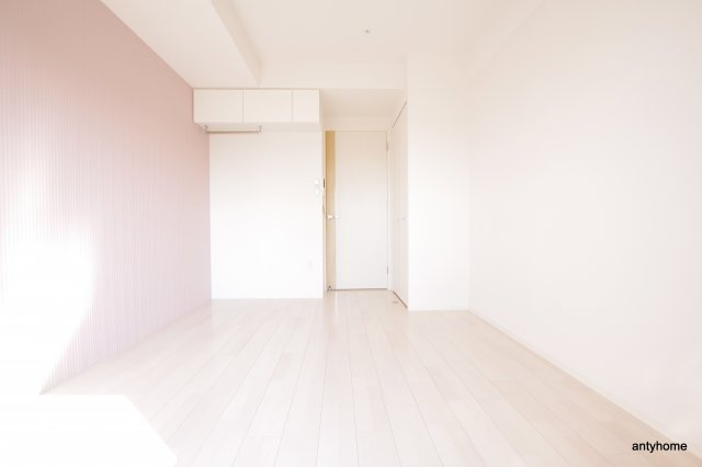 セレニテ新大阪カルム　仲介手数料無料の洋室