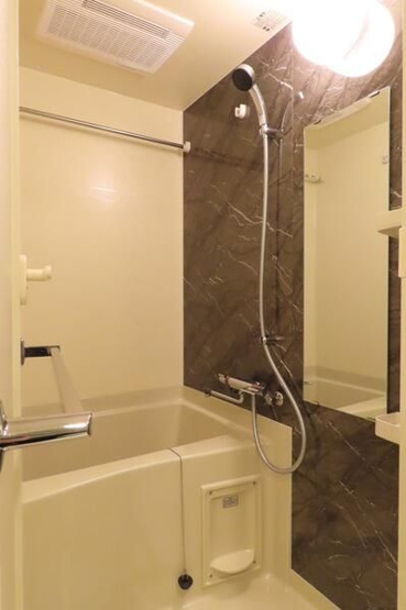 【浴室】 | KDXレジデンス町田North(ケーディーエックスレジデンスマチダノース) | 別号室参考写真