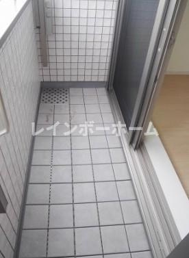 ラシーネ赤塚のバルコニー