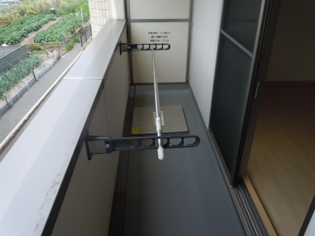 コート・バンブーグラスのバルコニー