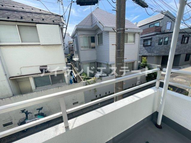メゾンクボタ　宅配BOX　バストイレ別　TVドアフォンのバルコニー