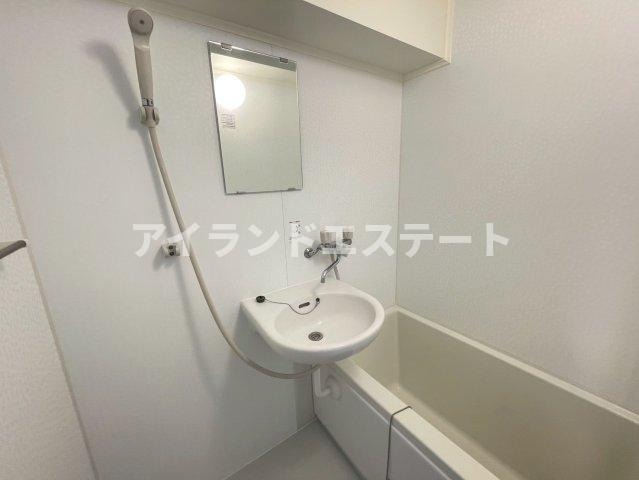 メゾンクボタ　宅配BOX　バストイレ別　TVドアフォンの浴室