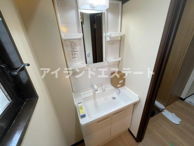 アリア三軒茶屋　駅近　南向き　内装リフォーム済の洗面所