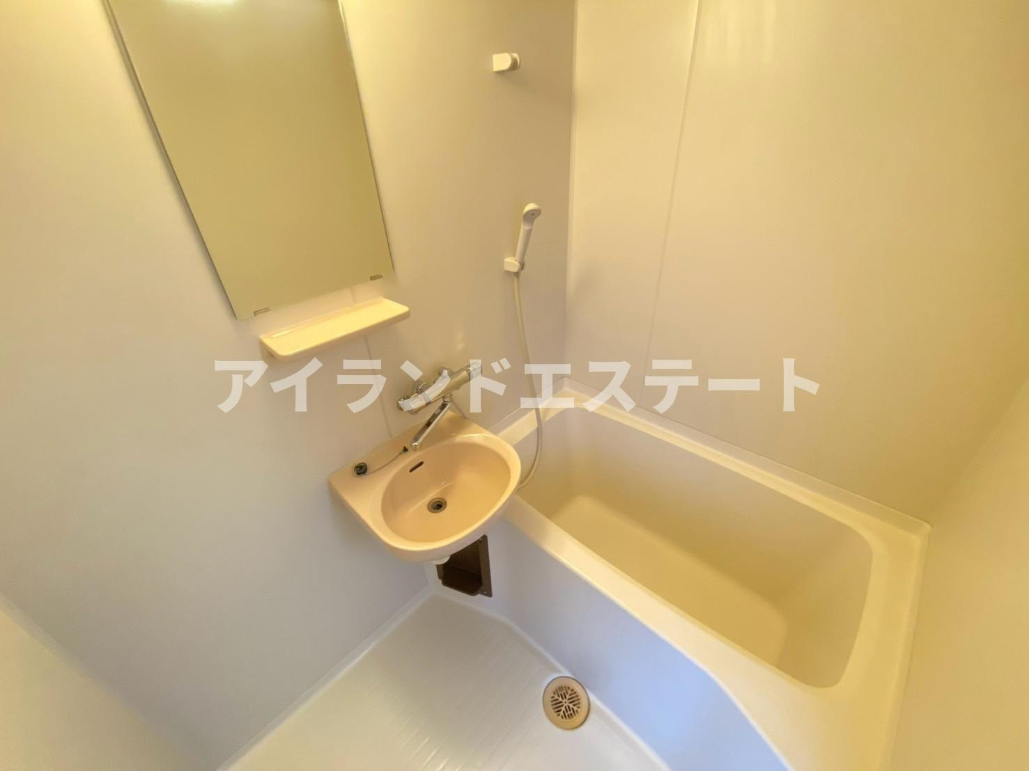セタガヤフラット　最上階　3方角部屋　事務所相談の浴室