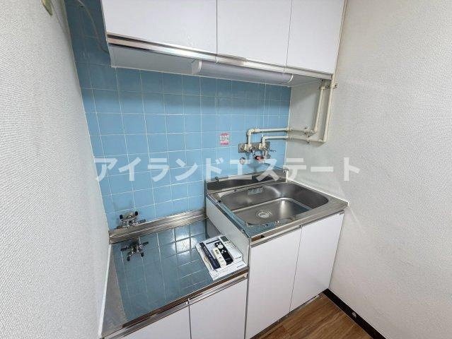 駒沢ハイム　南向き　家具家電付き　のキッチン