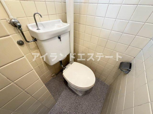 駒沢ハイム　南向き　家具家電付き　のトイレ