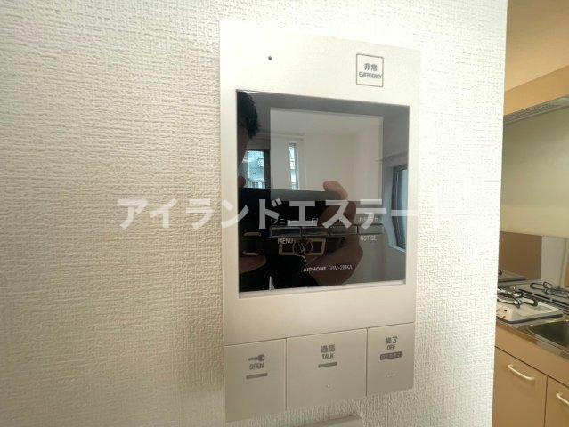 ヒューゲルハイム三軒茶屋　駅近　築浅　角部屋のセキュリティ