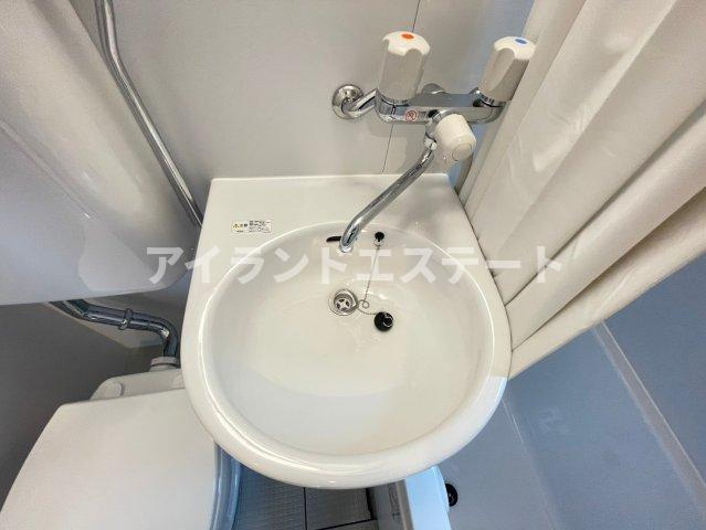 ヒューゲルハイム三軒茶屋　駅近　築浅　角部屋の洗面所