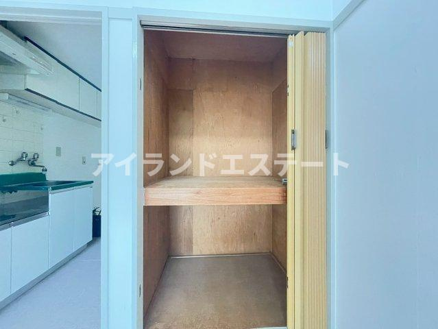 プランタンヨダ　南向き　ロフト　最上階の収納