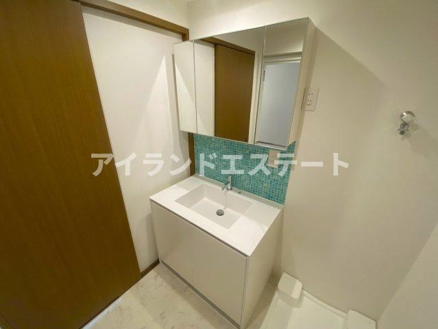 SOCIETY KAKINOKIZAKA ANNEX　敷地内駐車場有　オートロック　ファミリー向けの洗面所