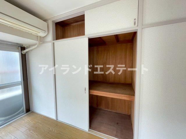 川口ビル　駅近　女性限定　角部屋の収納