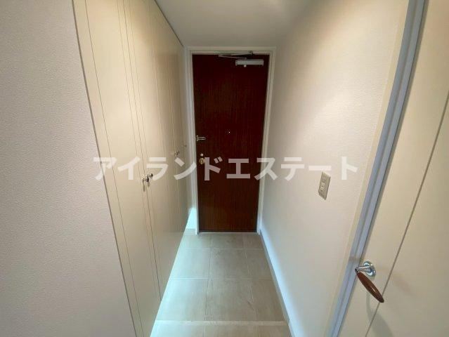LANAI HERITAGE　浴室乾燥機　宅配BOX　新規ユニットバス設置の玄関