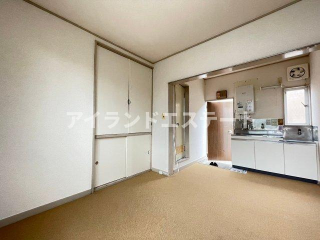 ジュネス野沢　駅近　敷金0　礼金0　の居間・リビング