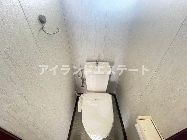 サンテラス　大型バイク相談　3面採光　ペット相談のトイレ