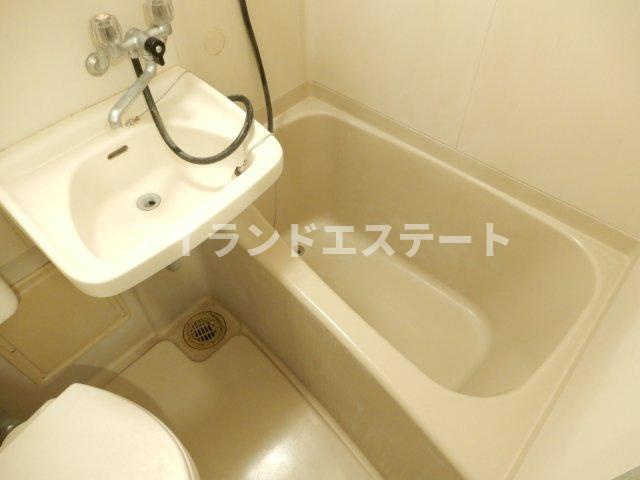 ハイツニュータカバ　ネット無料　最上階　学生おすすめの浴室