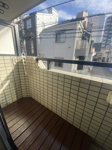 デルマーレ駒沢　駅近　礼金0　サービスルームのバルコニー