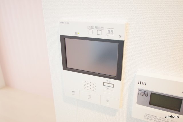 セレニテ新大阪カルム　仲介手数料無料のセキュリティ