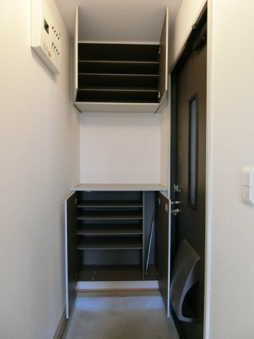 Logement de haut pon（ロジュムドオポー）の収納|イメージ101号室の写真