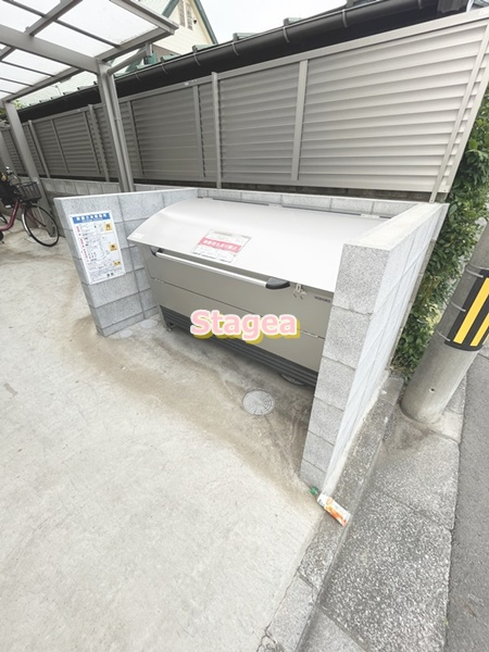 STELLAの駐車場