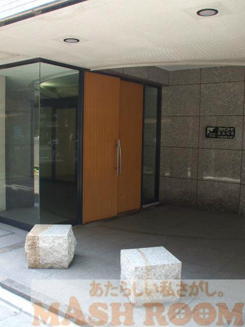 杉並区梅里２丁目の賃貸マンションのエントランス