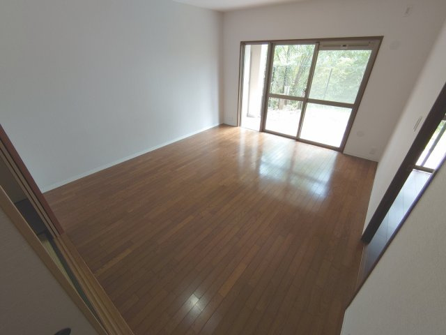 【居間・リビング】 | 花咲く丘の街C棟