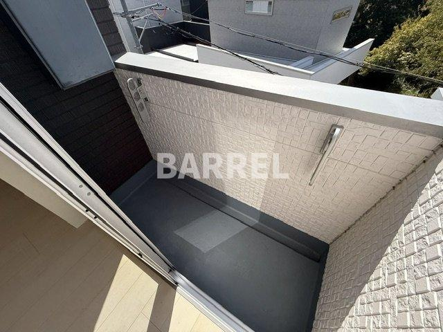 メルヴェーユ蛍池のバルコニー
