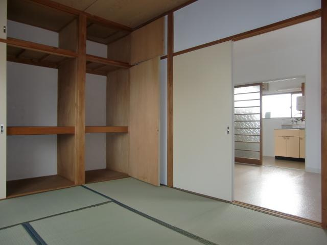 コーポ谷口の和室