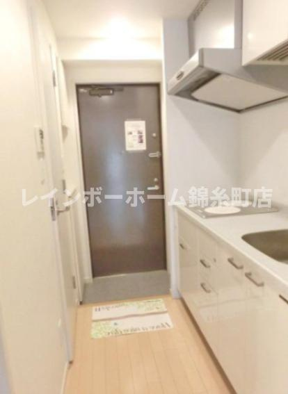 ヴィルヌーブ　蔵前の玄関