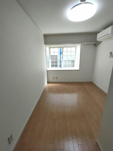 ↓写真は107号室を使用