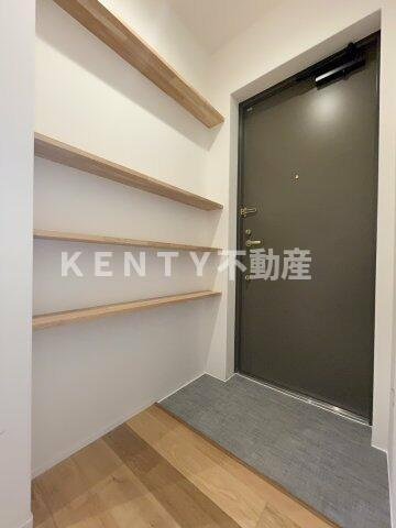 【玄関】 | アピチェ池上 | シンプルで使いやすい玄関です