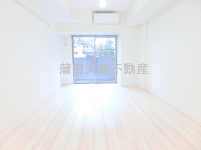 ブライズ蒲田EASTの居間・リビング