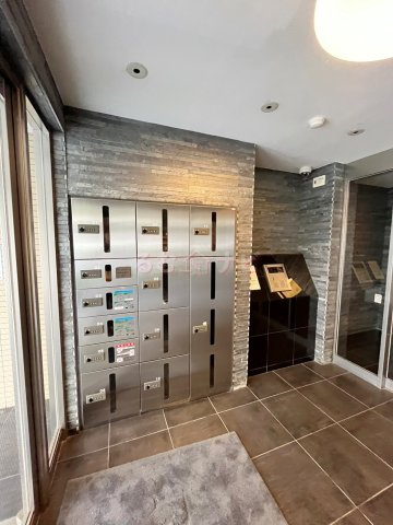 福岡市南区玉川町の賃貸マンションのエントランス
