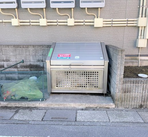 レオパレスハッピーブリッジのその他|専用ゴミ置き場