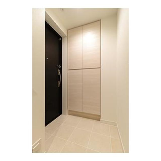 シエルトゥールロジュマンの玄関|※写真は同タイプ住戸です。