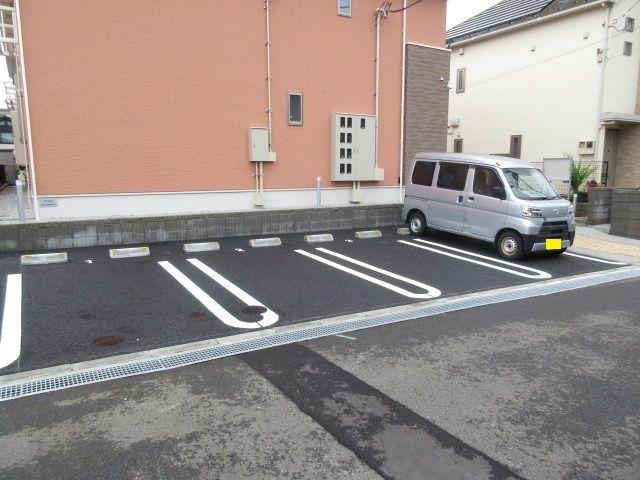 【駐車場】 | ブリアンコリーヌ