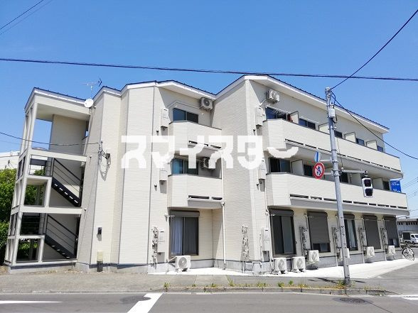 八王子市北野町のアパートの外観