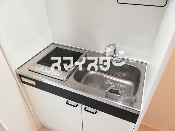 八王子市北野町のアパートのキッチン