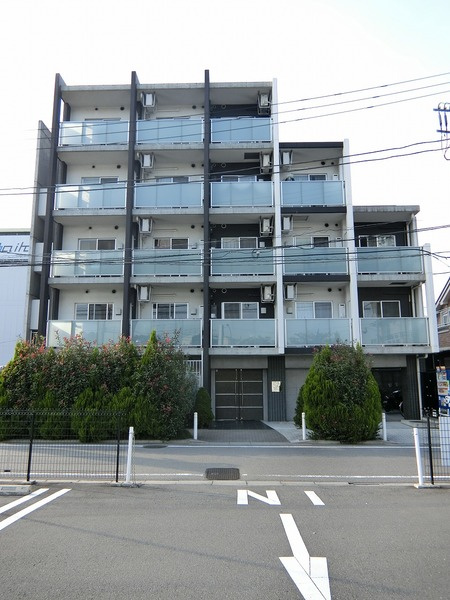 ＡＸＡＳ西高島平の外観