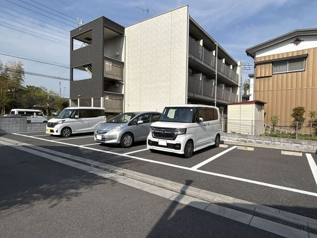 クレイノミュートス　テセラⅡの外観
