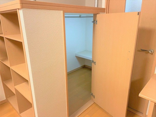 レオパレスハッピーブリッジの内装