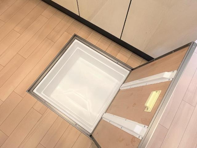 リオグランデ早稲田Ⅲの収納|床下収納
