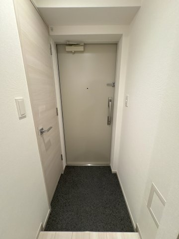 GENOVIA谷塚の玄関