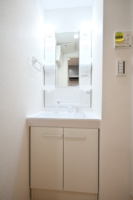 ＺＥＲＤＩＡ草加の独立洗面台